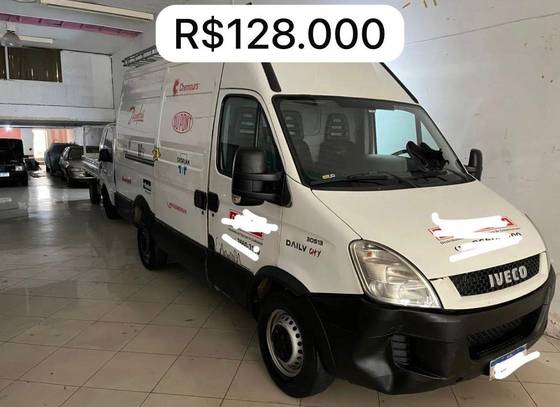 IVECO DAILY 2.3 HPI DIESEL 35S14 CHASSI MANUAL IVECO DAILY 2.3 HPI DIESEL 35S14 CHASSI MANUAL